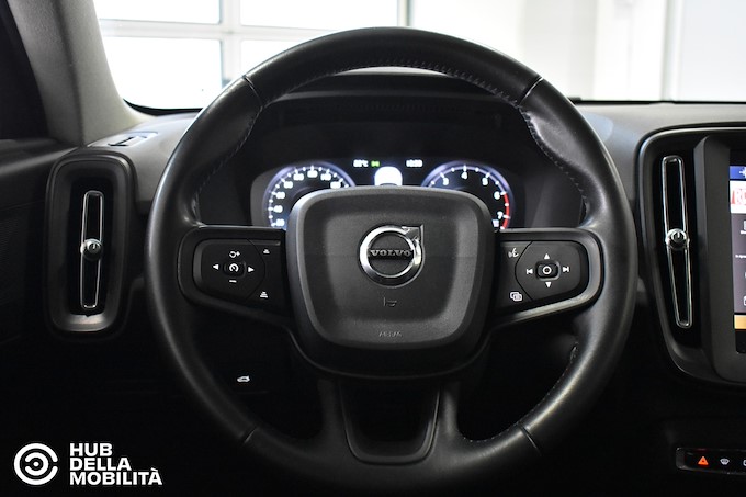 VOLVO XC40 T3 Business
